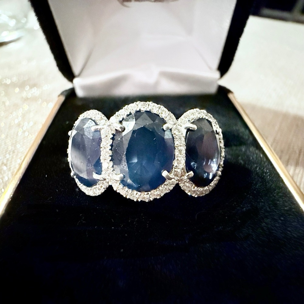 Genuine Sapphire & Diamond Ring 18K white gold Unbranded